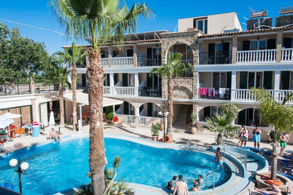 Zante Plaza